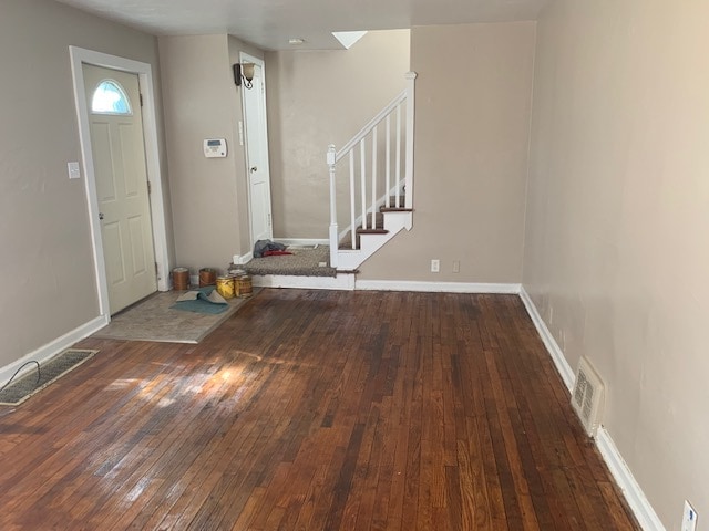 Building Photo - 513 S Edison Ave