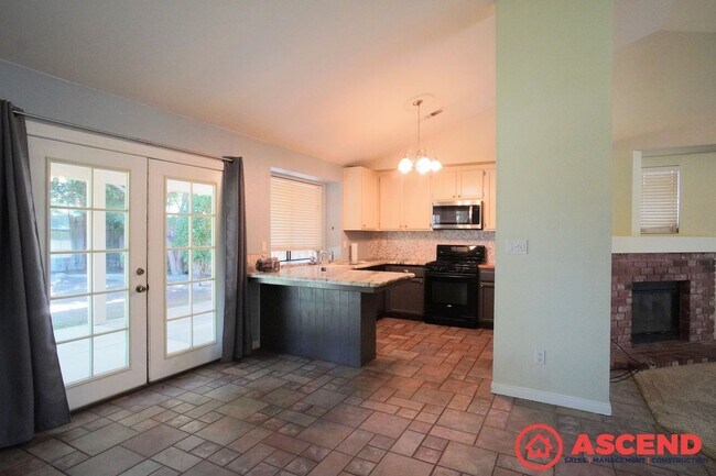Building Photo - Remarkable Home Near Old River and White Ln!