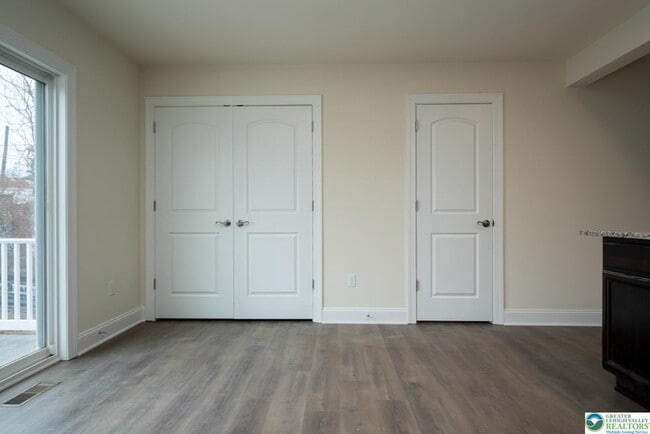 Building Photo - 1641 Riegel St