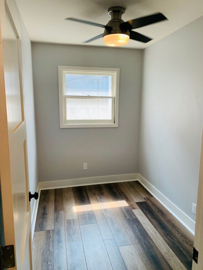 Building Photo - 6514 E Ocean Blvd