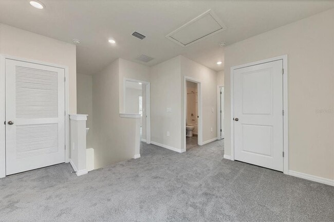 Building Photo - 3279 Hilltop Cir