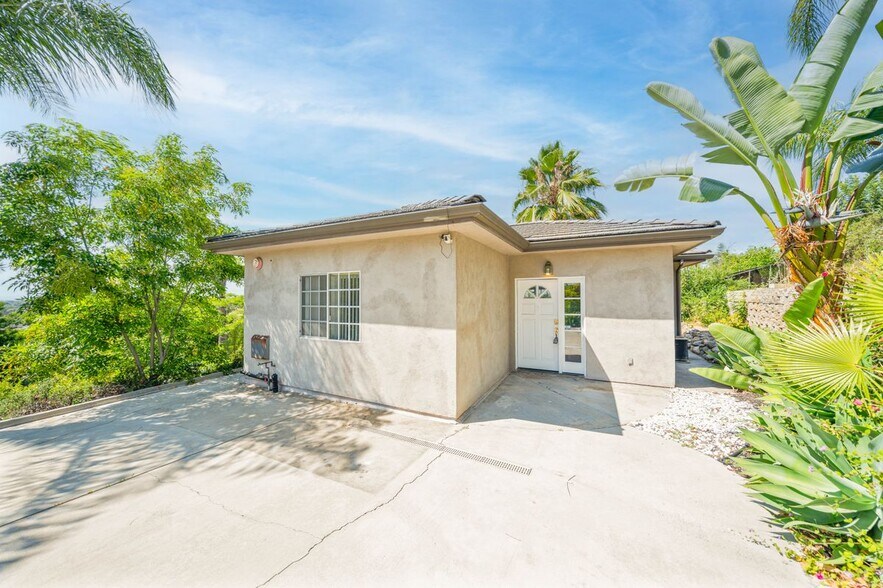 Building Photo - 1712 Pass and Covina Rd