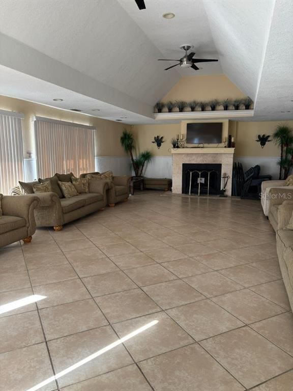 Building Photo - 455 Alt 19