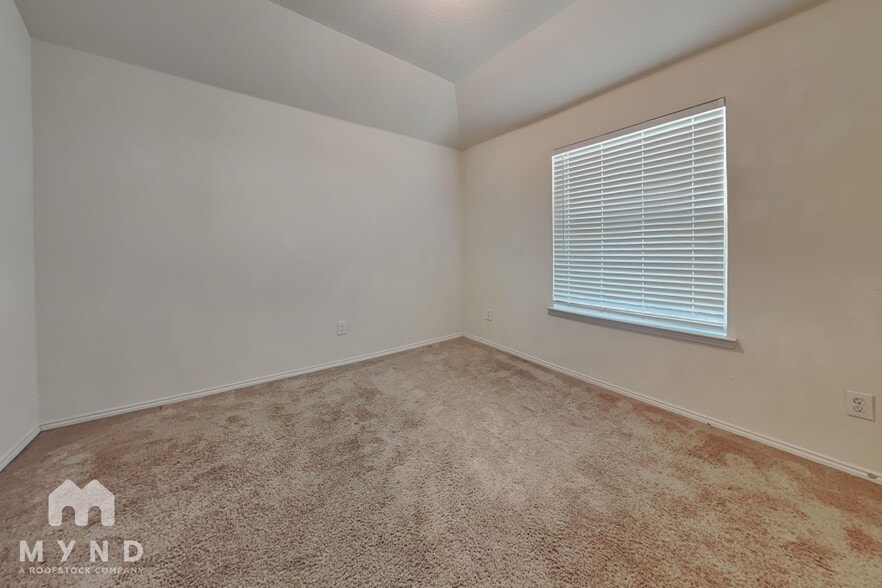 Building Photo - 9100 Zubia Ln
