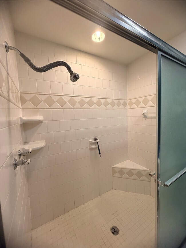 Building Photo - 2567 Avenue D