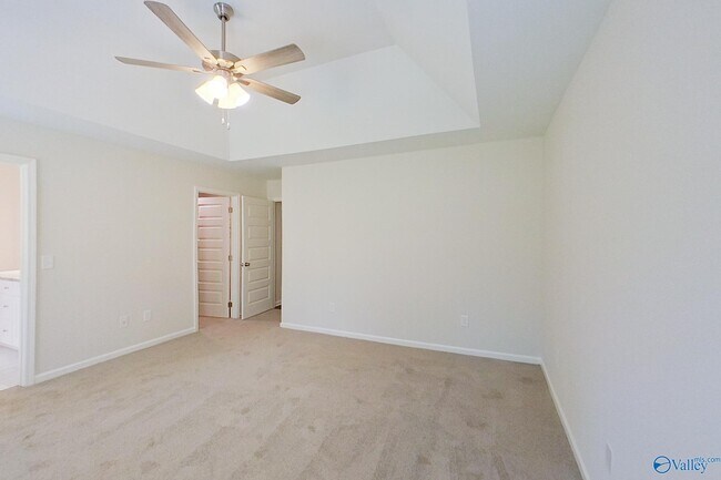 Building Photo - 781 Park Ln