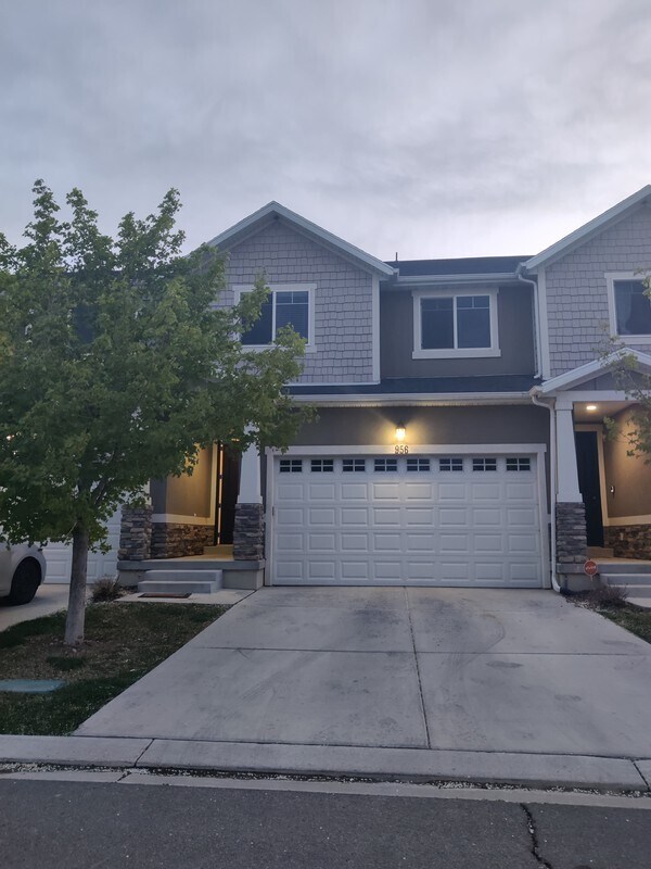 Building Photo - 956 S 2040 W