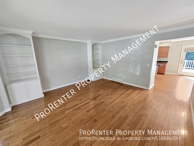 Building Photo - 2208 Kays Creek Dr