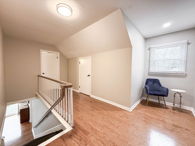 Building Photo - NO APPLICATION FEE FOR 72 HOURS! Spacious Fully-Furnished 5-Bedroom Home | Mid-Term Rental in Gre...