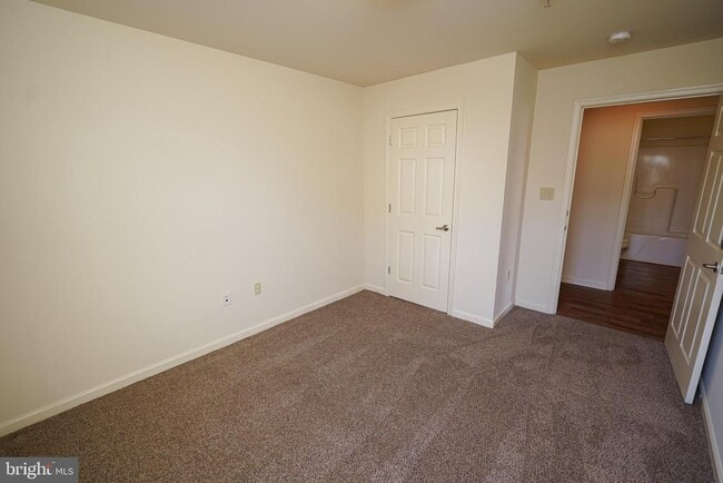 Building Photo - 30630 Umes Blvd