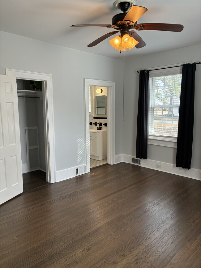 Building Photo - 3348 N Pitt St