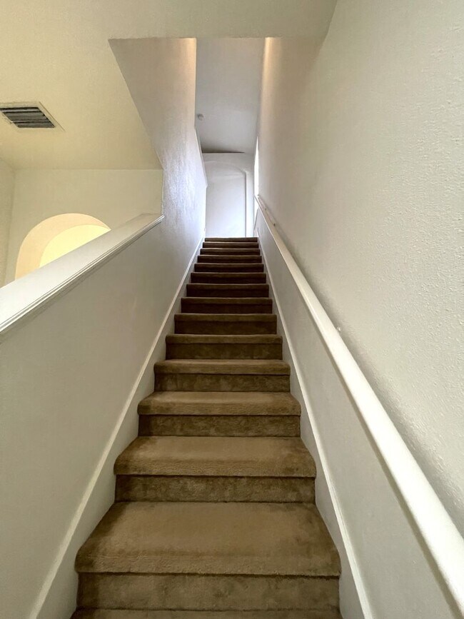 Building Photo - 6898 47th Ln N