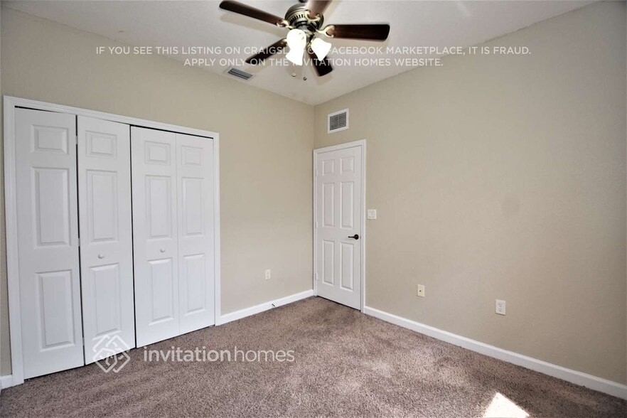 Building Photo - 8624 NW 112th Pl