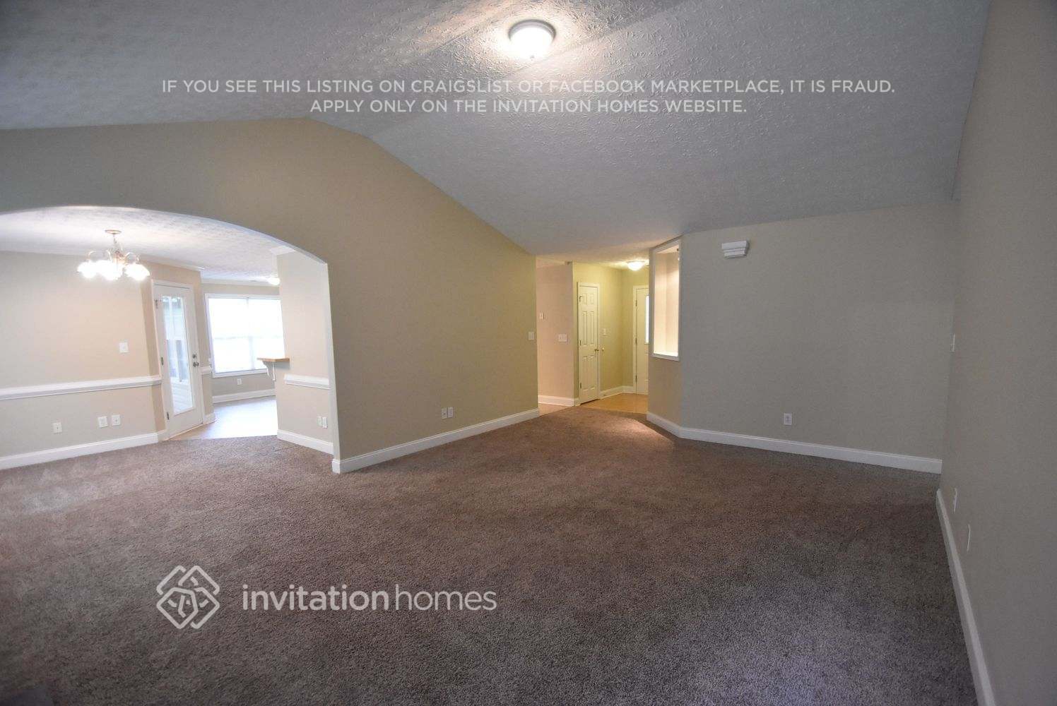 Building Photo - 1232 Summer Ln