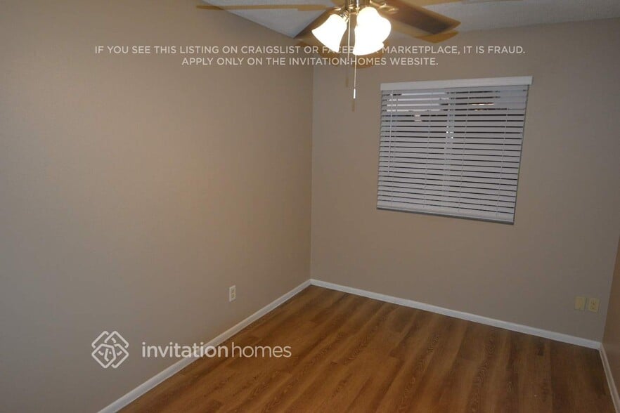 Building Photo - 3420 W Grovers Ave