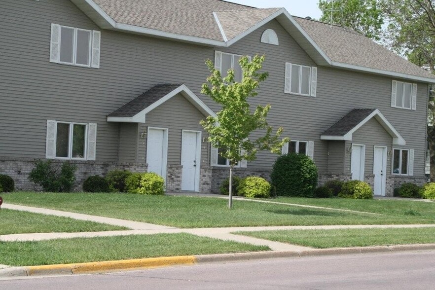 Primary Photo - 1715 Northway Dr