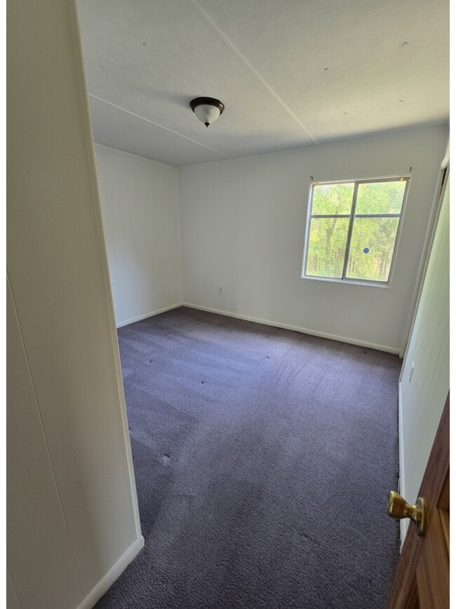 Building Photo - 2665 Chatsworth Ct