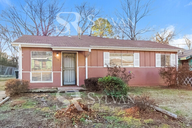 Building Photo - This adorable 4 bedroom, 2 bathroom home