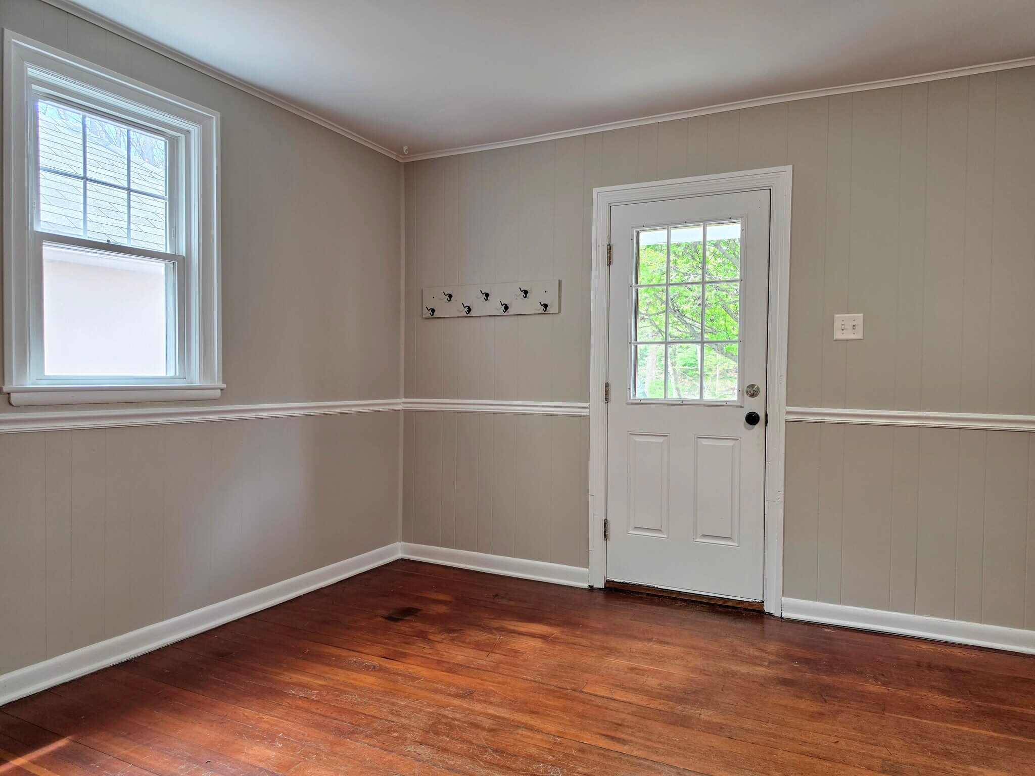 Building Photo - 607 Beaver Valley Pike