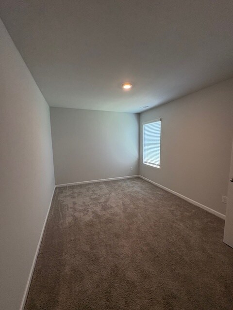 Building Photo - 285 Pebble Ridge Dr