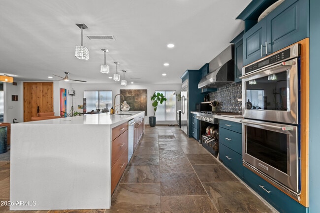 Building Photo - 3501 E Cannon Dr