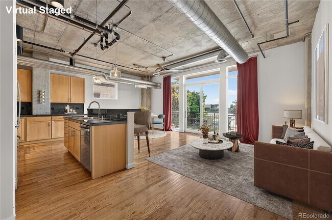 Building Photo - 3201 Shoshone St