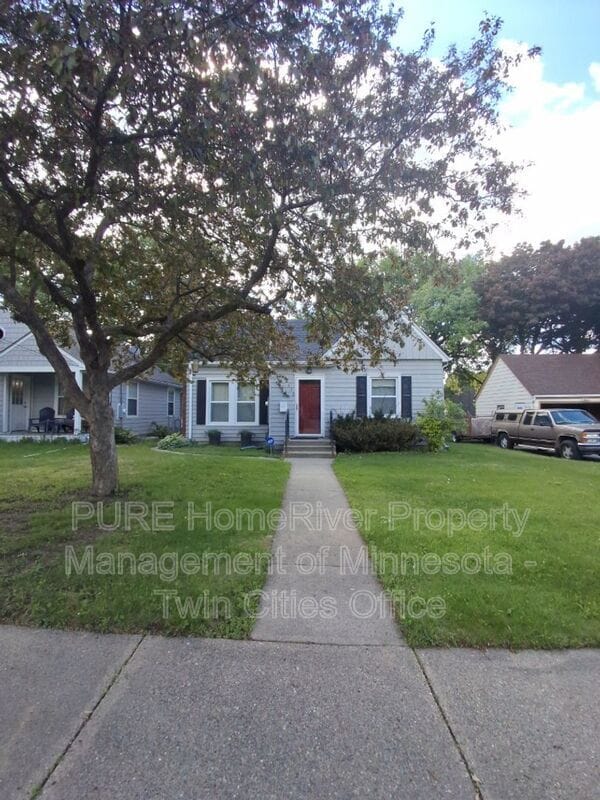 Building Photo - 2632 Toledo Ave S