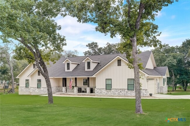Building Photo - 281 Cibolo Way
