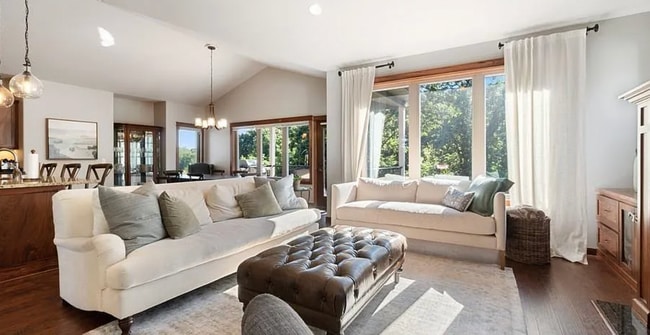 Building Photo - 944 Cove Ct NW