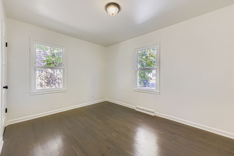 Building Photo - 1700 W Stoll Pl