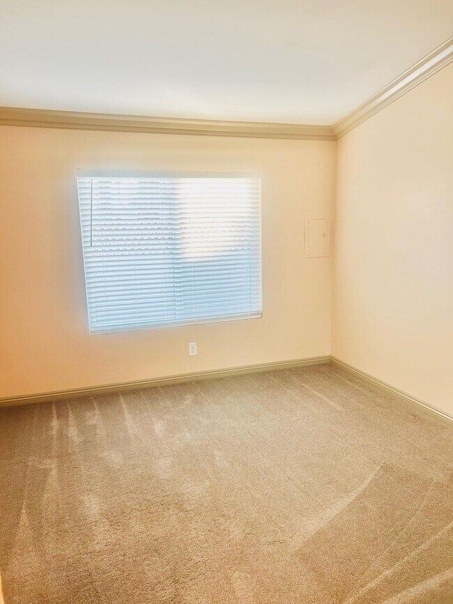 Building Photo - 40780 Breezy Pass Rd