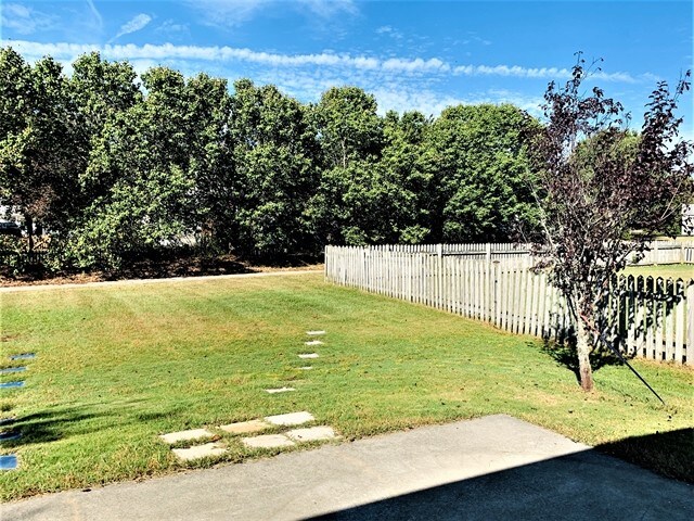 Building Photo - 276 Stansbury Ln