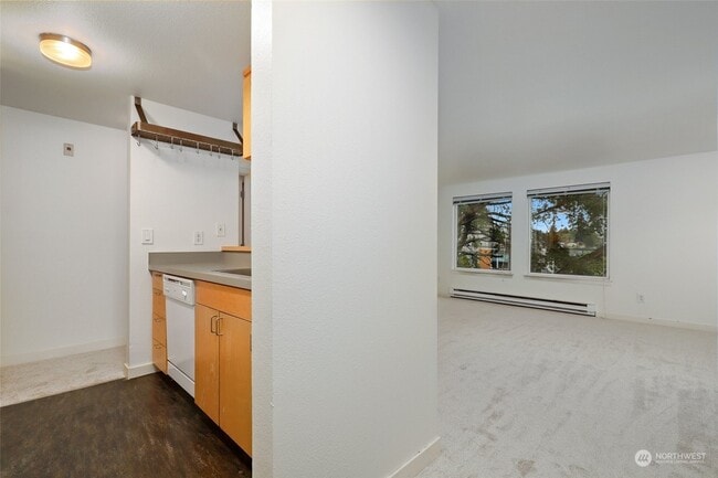 Building Photo - 4111 Whitman Ave N