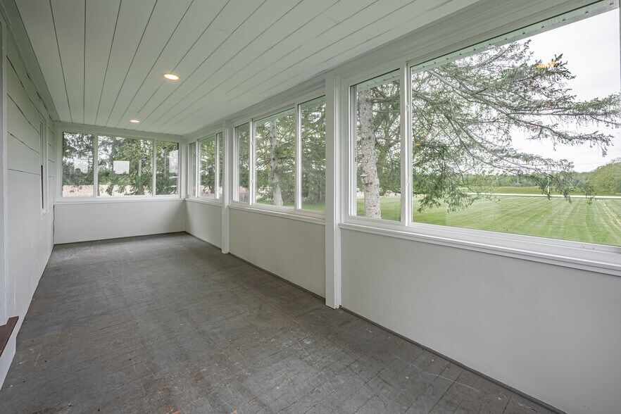 Building Photo - 5369 Royalton Center Rd