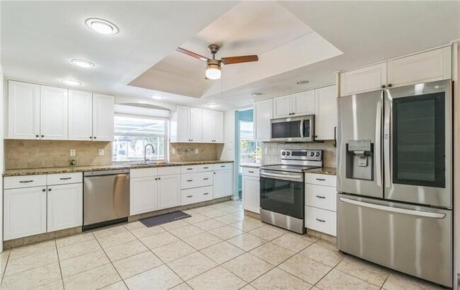 Building Photo - North Fort Myers Pool Home