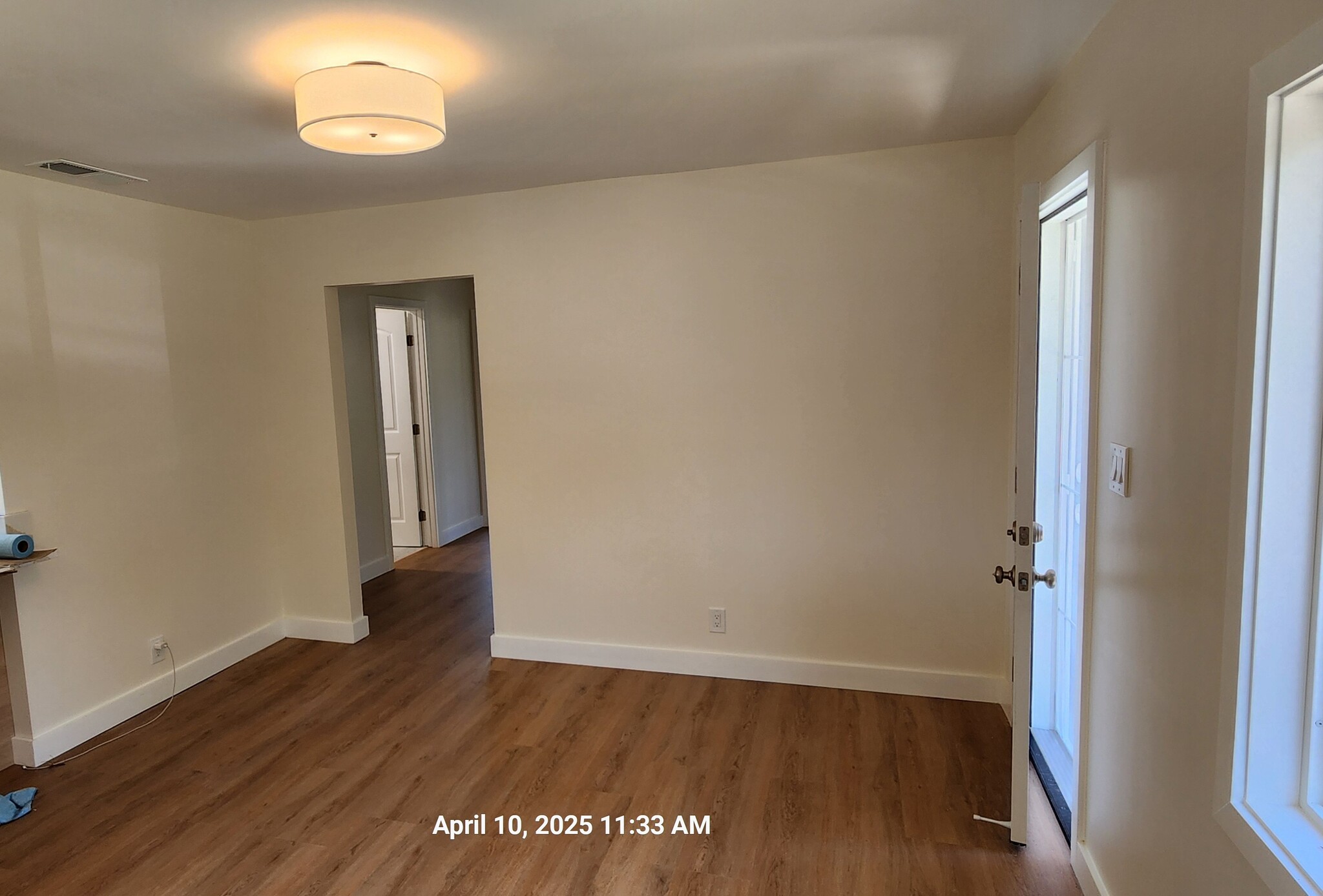 livingroom - 1164 N Armel Dr