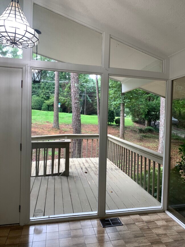 Building Photo - 1714 S Johnson Ferry Rd NE