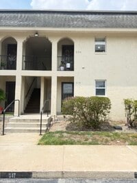 Building Photo - 519 E San Sebastian Ct