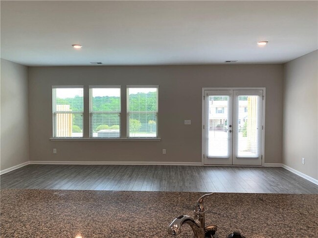 Building Photo - 2139 Lanier Harbor Pt