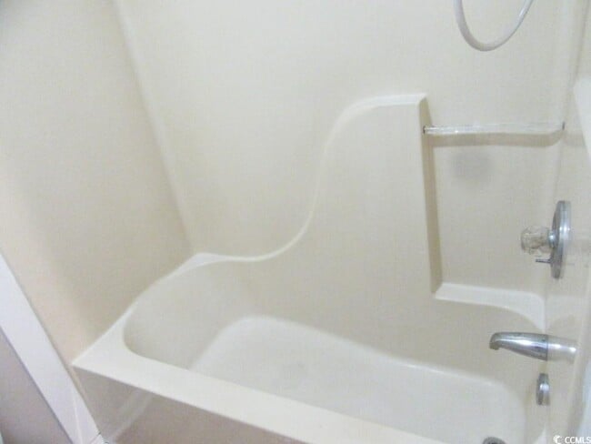 Building Photo - 4107 Pinehurst Cir