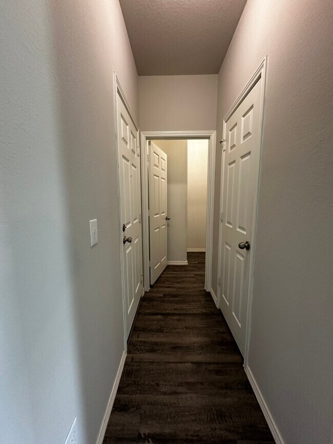 Building Photo - 23330 Briarstone Hbr Trl