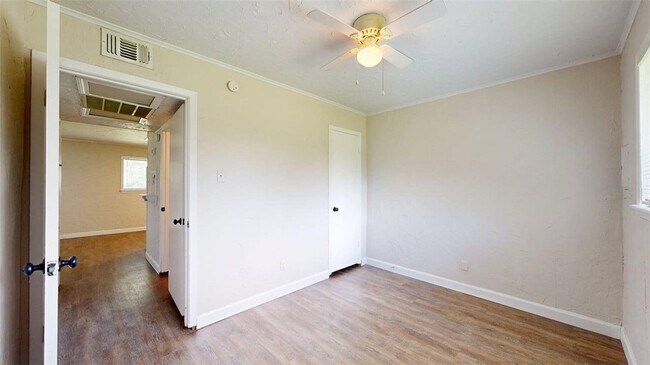 Building Photo - 16567 Farm to Market Rd 2154