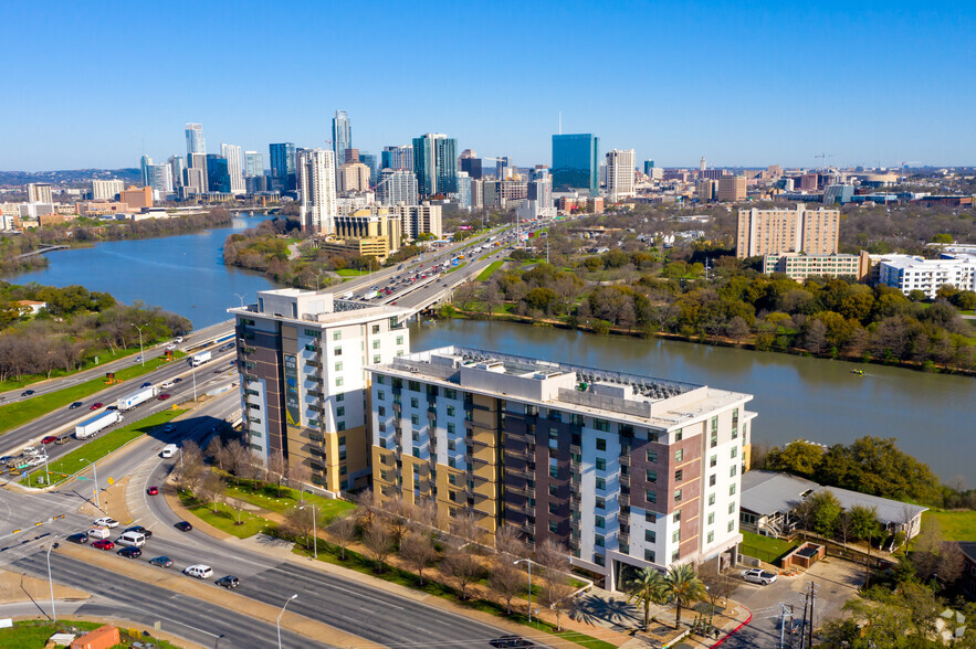 Downtown View - Berkshire Riverview