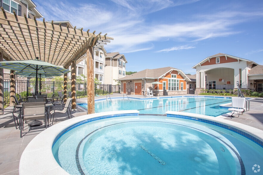 River Oaks 2940 Shumard Oak Dr Woodbridge VA 22191 Apartment Finder