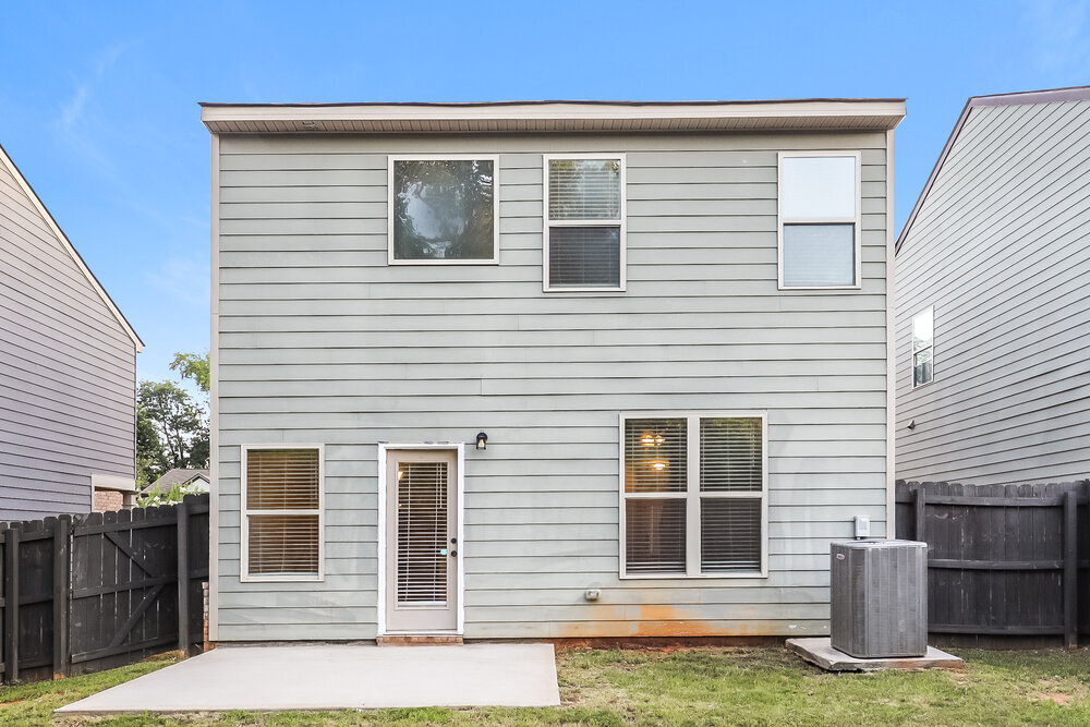 Building Photo - 285 Magnaview Dr