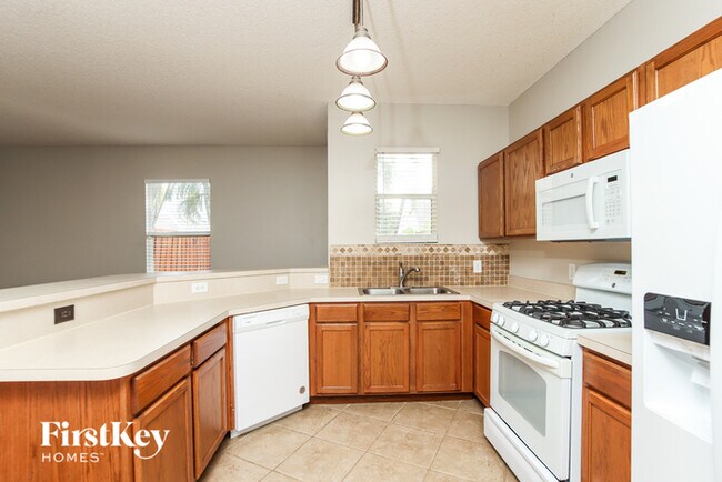 Building Photo - 946 Riviera Point Dr