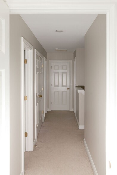 Building Photo - 3288 Snaffle Rd