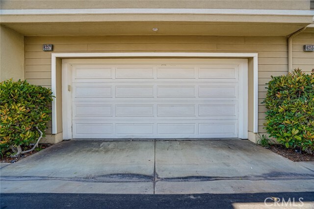 Building Photo - 6257 Pacific Pointe Dr