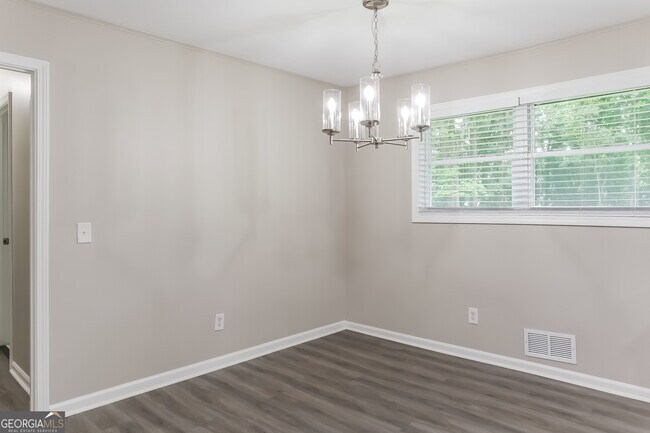 Building Photo - 4771 Baron Rd