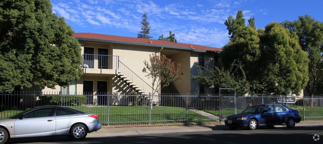 Wright Place Apartments - Wright Place